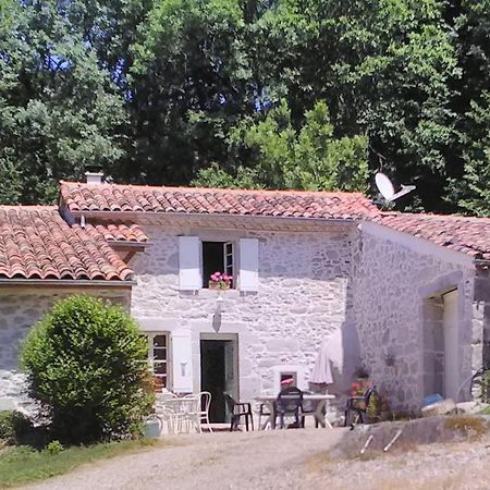 Gite Le Coumis 1370 Saint-Salvy-de-la-Balme Eksteriør billede